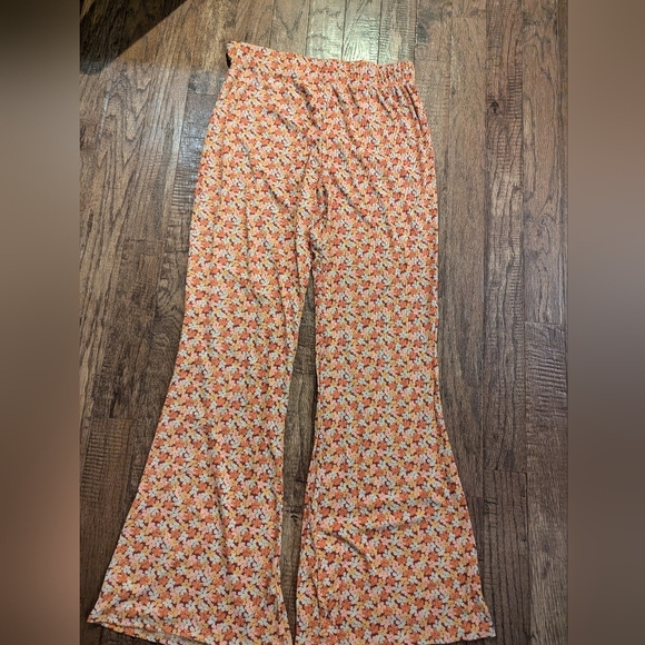 Arula Floral-print ribbed knit pants High waist.Fitted silhouette. Flare Sz 0x - Picture 5 of 14